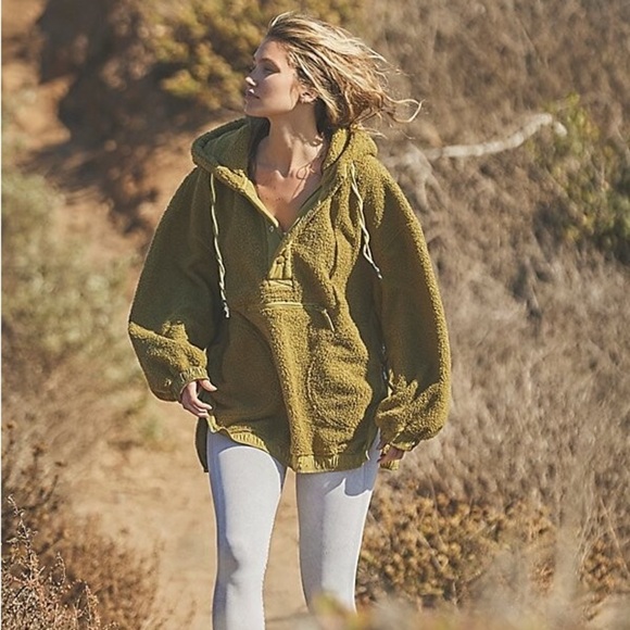 Free People Jackets & Blazers - Free people movement fuzzy was she fleece pullover